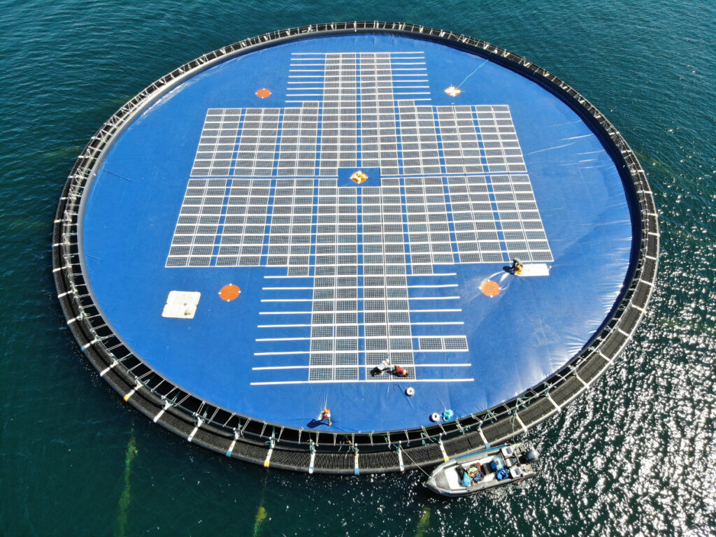 Floating PV demonstrator system for fish farm operator Lerøy Seafood.